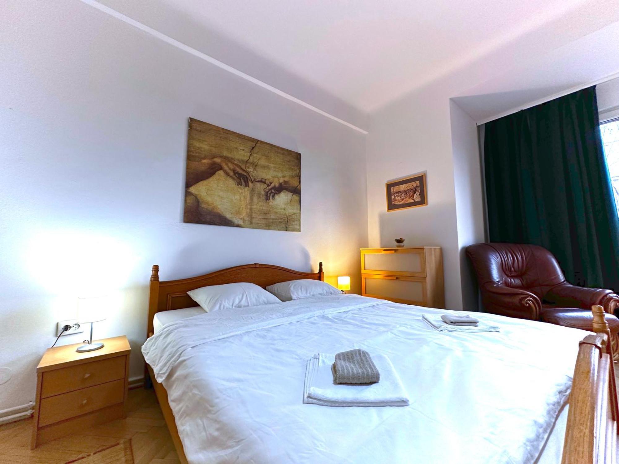 Ultracentral 4 - Old Center -120 Square Meters - דירה *